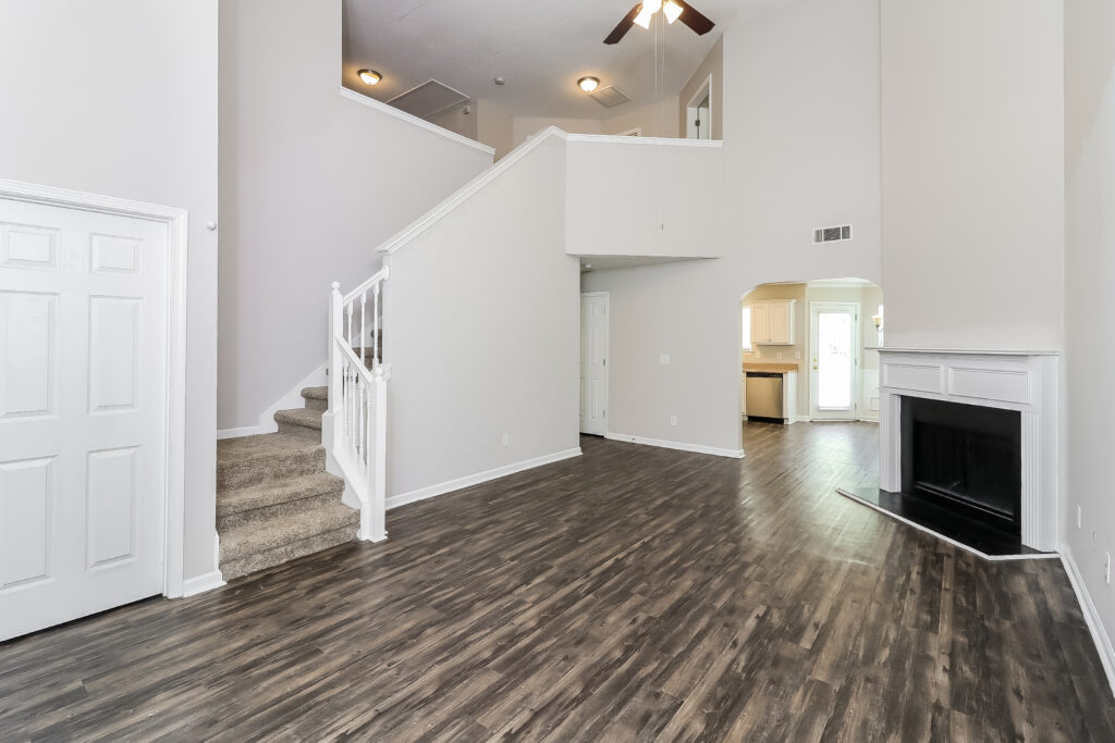 living_room-12744763